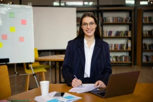 entidade qualificadora na aprendizagem com acompanhamento pedagógico.